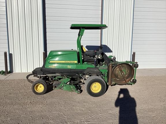 Image of John Deere 9009A equipment image 4