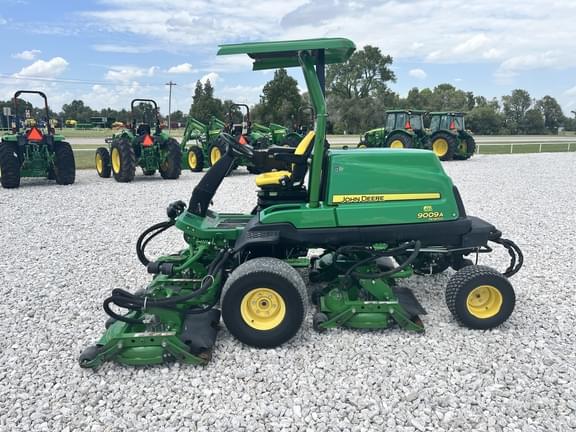 Image of John Deere 9009A equipment image 1