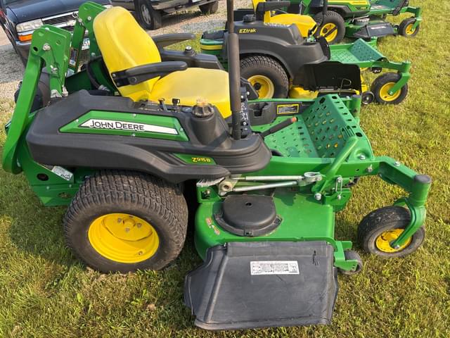 Image of John Deere Z915B equipment image 3
