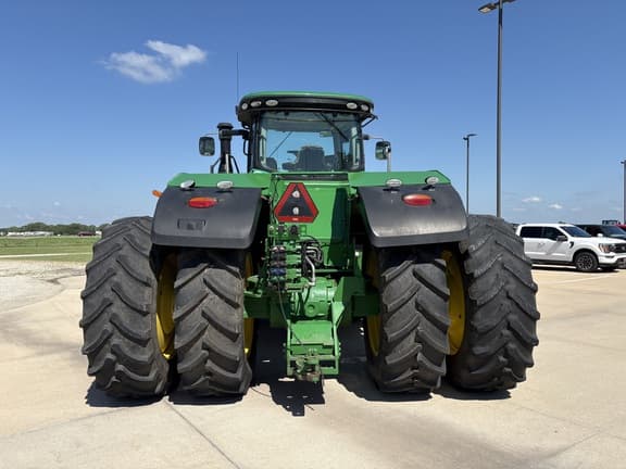 Image of John Deere 9370R equipment image 3
