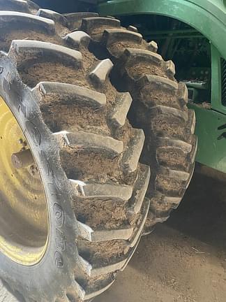 Image of John Deere 9370R equipment image 2