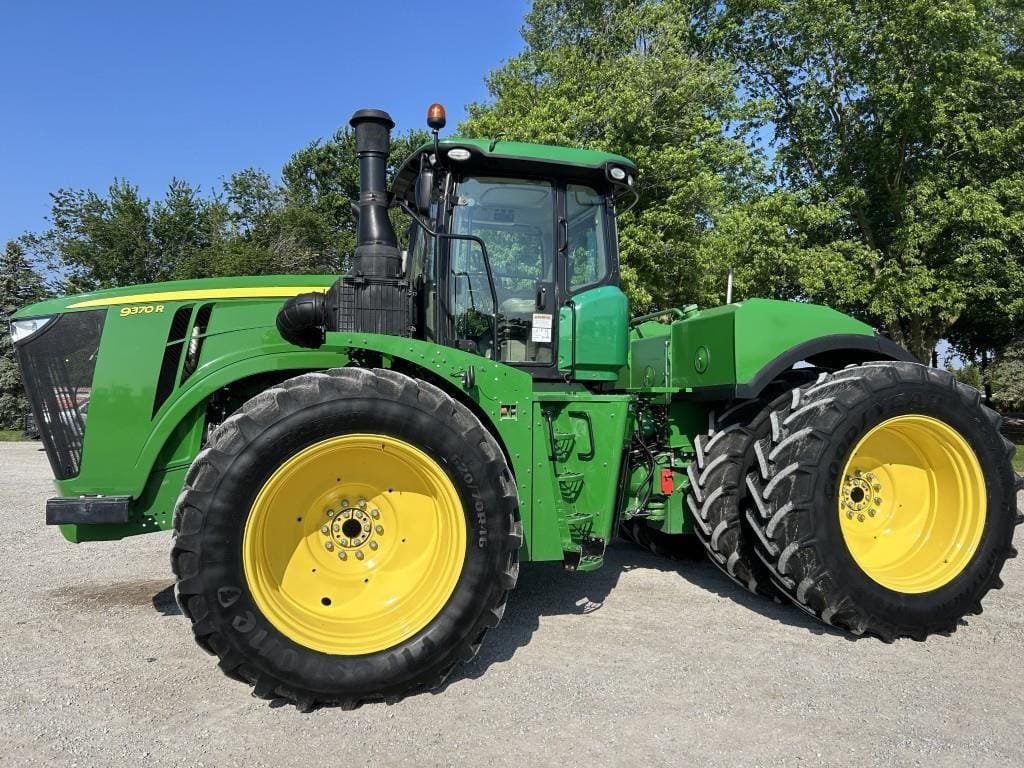 2016 John Deere 9370R Equipment Image0
