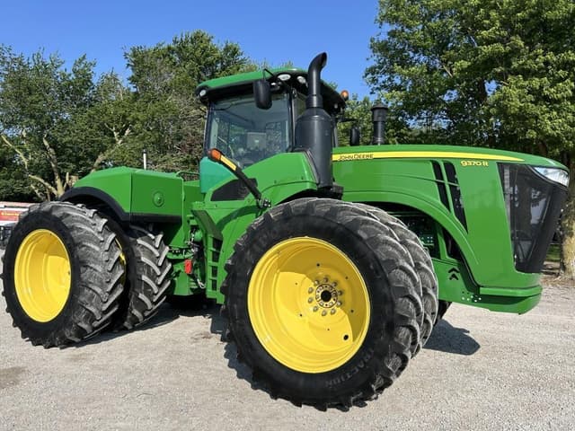 Image of John Deere 9370R equipment image 1
