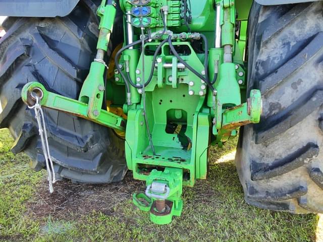 Image of John Deere 9420R equipment image 4