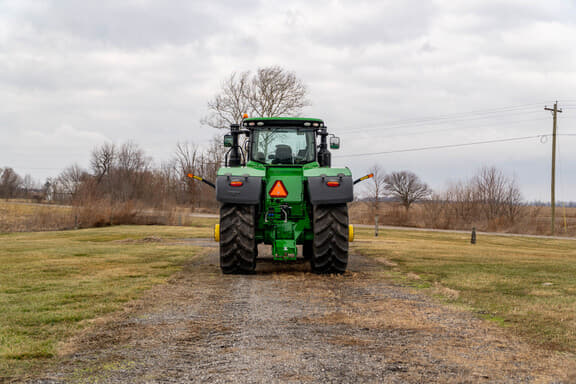 Image of John Deere 9420R equipment image 4