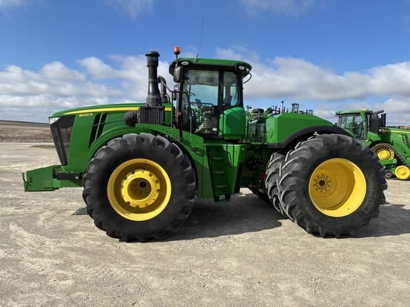2016 John Deere 9420R Equipment Image0