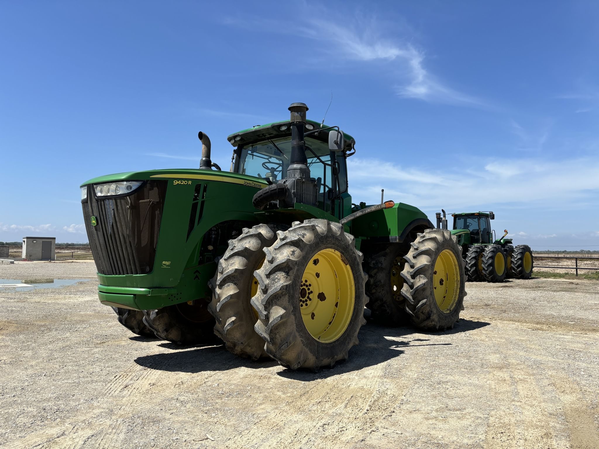 2016 John Deere 9420R Equipment Image0