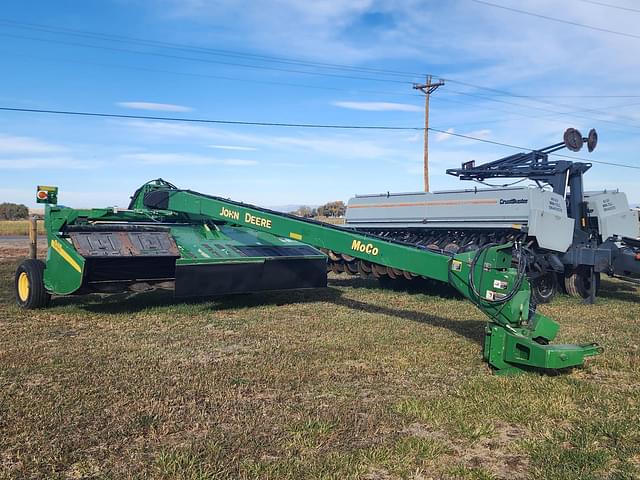 Image of John Deere 946 equipment image 1