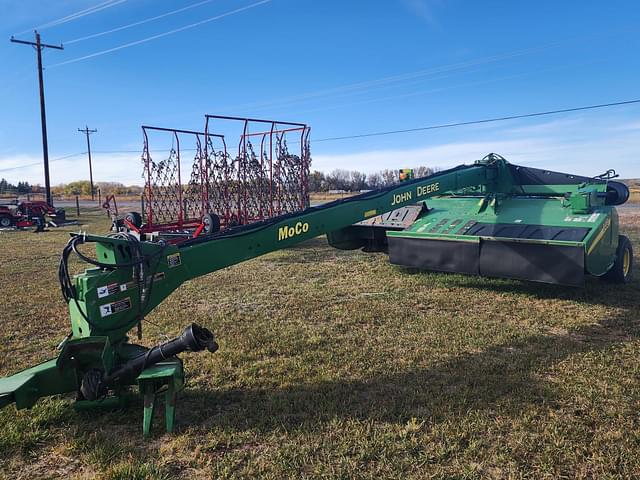 Image of John Deere 946 equipment image 2