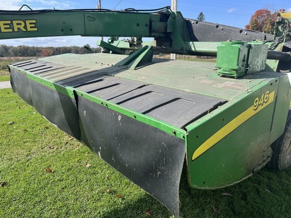 Main image John Deere 946