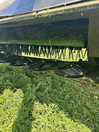 Image of John Deere 946 equipment image 1