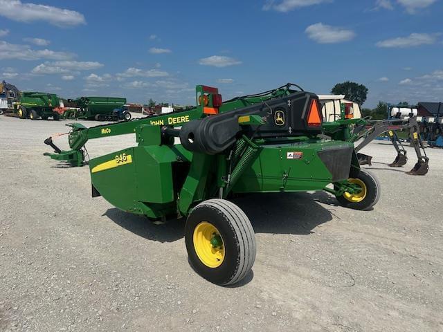Image of John Deere 946 equipment image 2