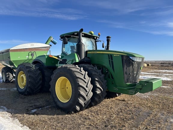 2016 John Deere 9470R Equipment Image0