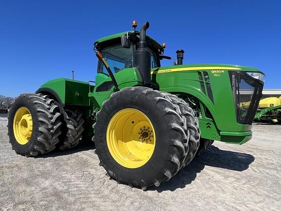 Image of John Deere 9520R equipment image 2
