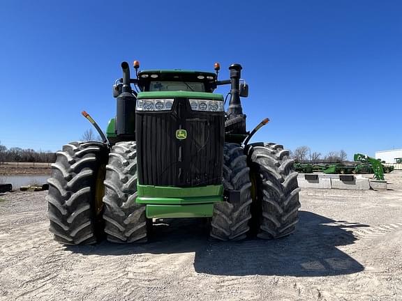 Image of John Deere 9520R equipment image 1
