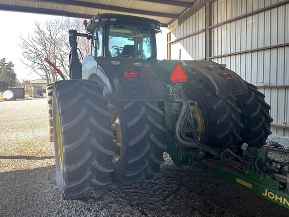 Image of John Deere 9520R equipment image 4