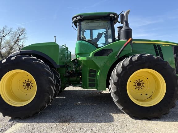 Image of John Deere 9520R equipment image 1