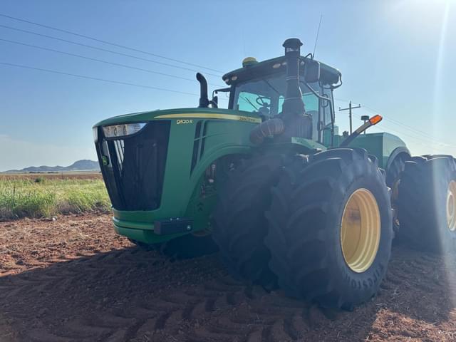 Image of John Deere 9520R equipment image 2
