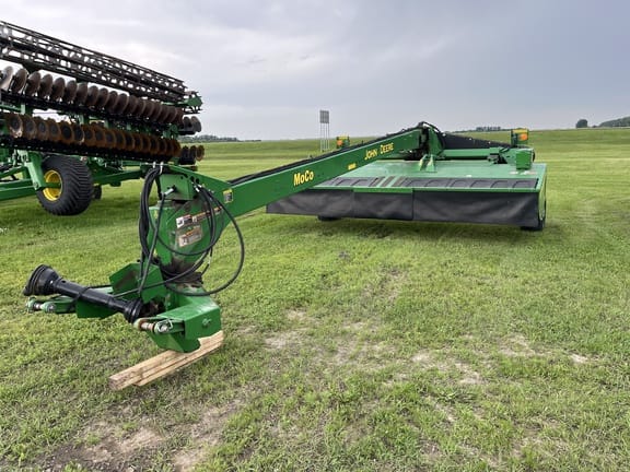 2016 John Deere 956 Equipment Image0