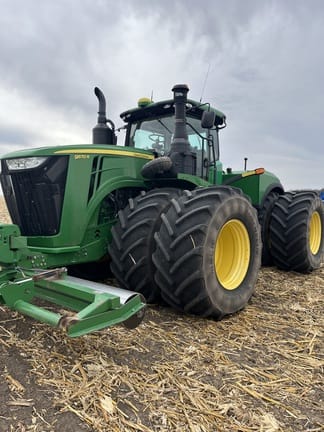 2016 John Deere 9570R Equipment Image0