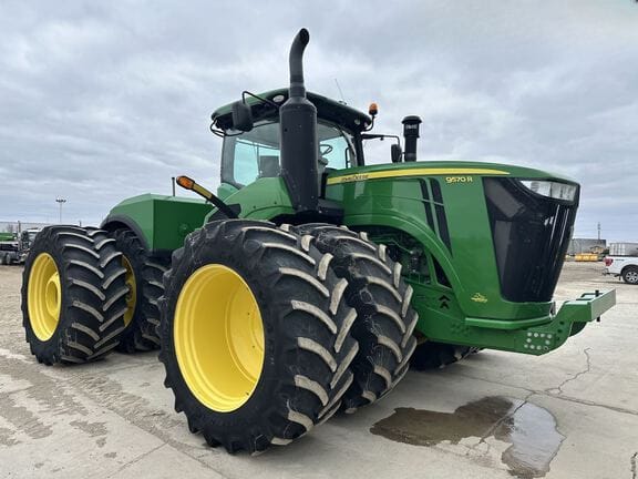 2016 John Deere 9570R Equipment Image0