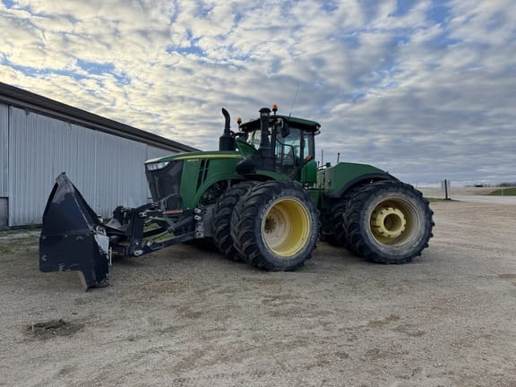 2016 John Deere 9620R Equipment Image0