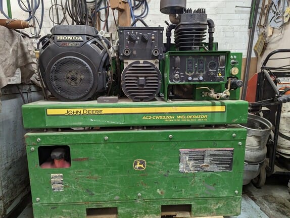 Main image John Deere Welderator AC2-CW5220H