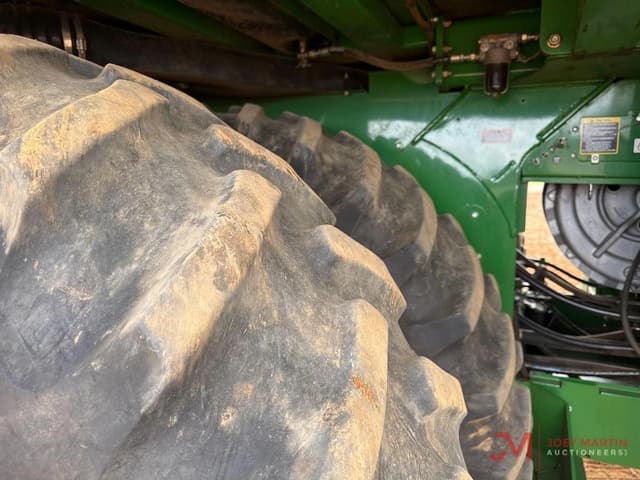 Image of John Deere CP690 equipment image 3