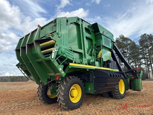 Image of John Deere CP690 equipment image 1