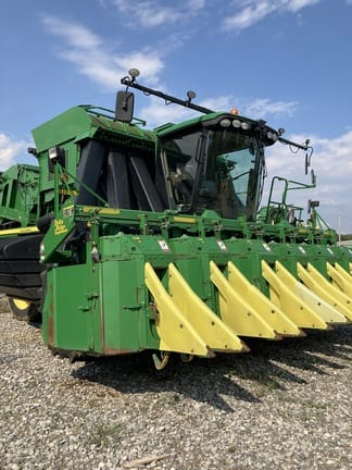 2016 John Deere CP690 Equipment Image0