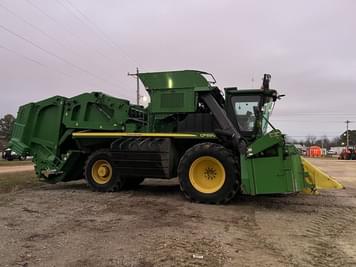 Main image John Deere CP690