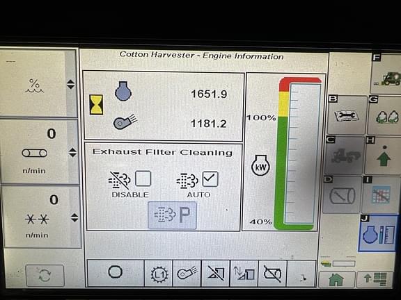 Image of John Deere CP690 equipment image 2