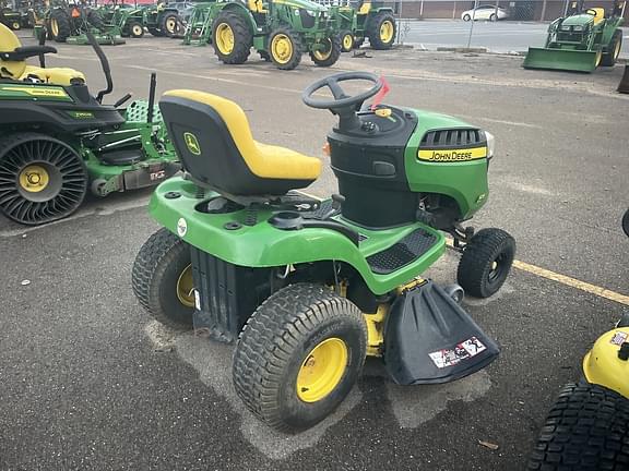 Image of John Deere D100 equipment image 1