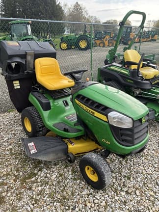 Main image John Deere D125
