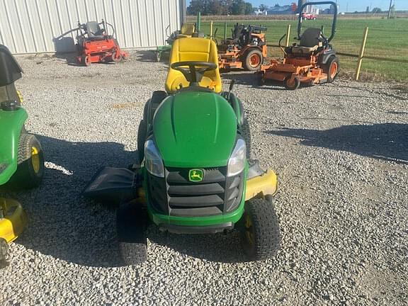 Image of John Deere D140 Primary image