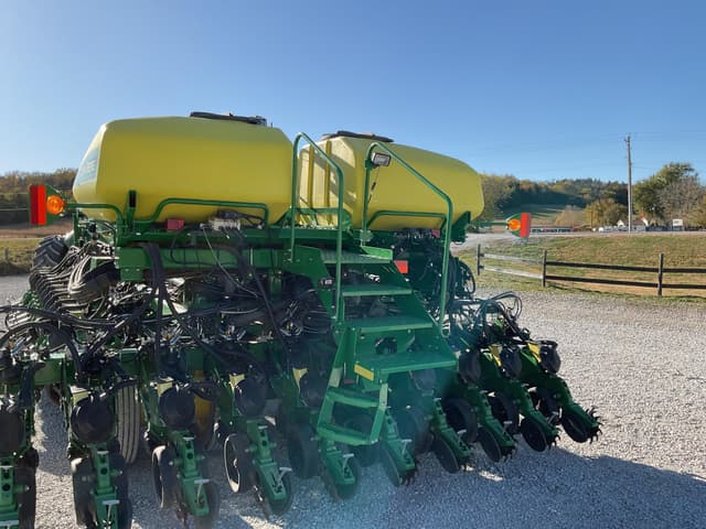 Image of John Deere DB60 equipment image 2