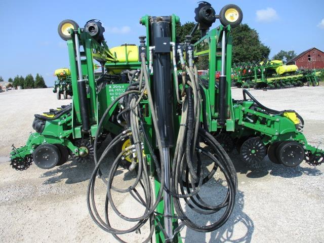 Image of John Deere DB60 equipment image 3