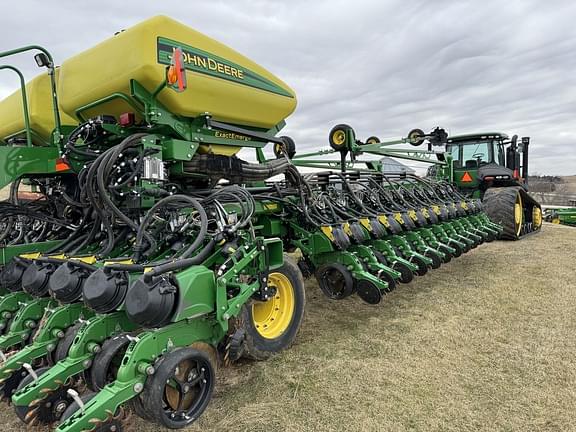 Image of John Deere DB60 equipment image 2