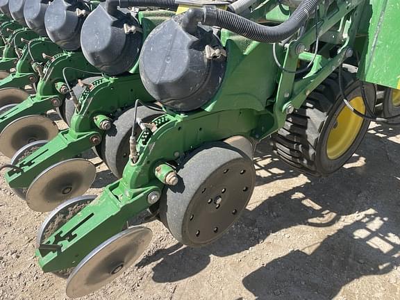 Image of John Deere DB60 equipment image 4
