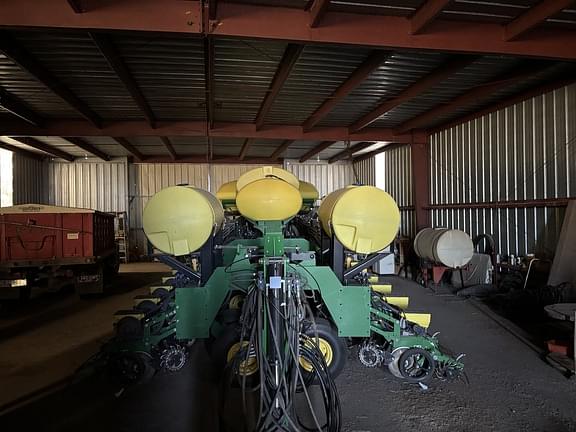 Image of John Deere DB80 equipment image 1