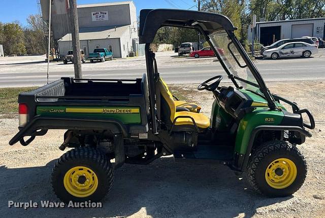 Image of John Deere Gator 825i equipment image 3