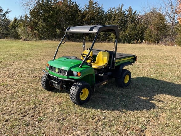 2016 John Deere Gator HPX Equipment Image0