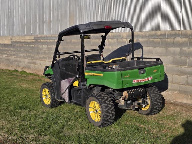 Image of John Deere XUV 590i Gator equipment image 2