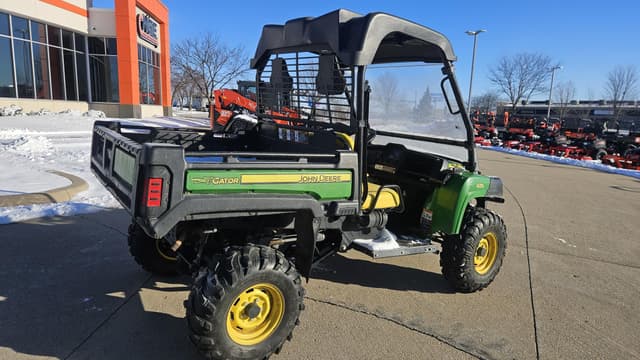 Image of John Deere XUV 625i equipment image 4