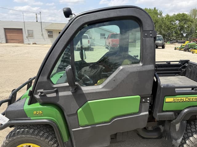 Image of John Deere Gator XUV 825i equipment image 3