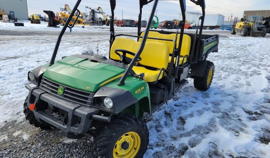 2016 John Deere Gator XUV 825i S4 Equipment Image0
