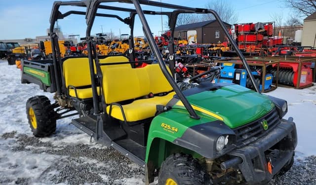 Image of John Deere Gator XUV 825i S4 equipment image 4