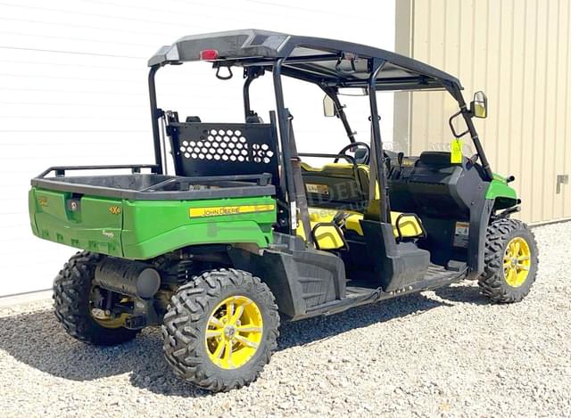 Image of John Deere XUV 590i Gator equipment image 4