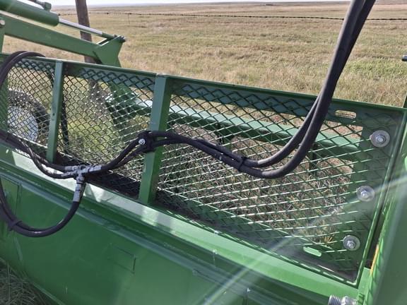 Image of John Deere H310 equipment image 4
