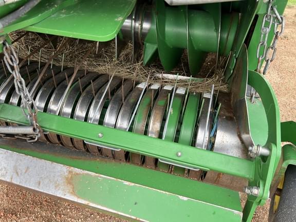 Image of John Deere L340 equipment image 3